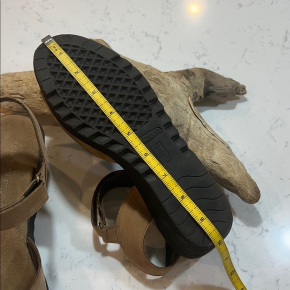 Aerosoles Leather Bogaboo Tan Brown Wedge Sandals Size 9 - Picture 14 of 15